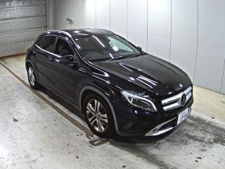 MERCEDES BENZ GLA