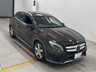 MERCEDES BENZ GLA