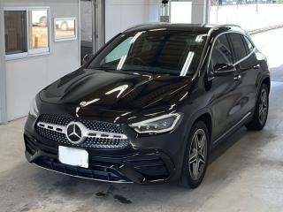MERCEDES BENZ GLA