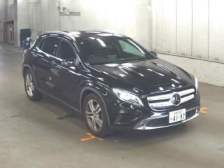 MERCEDES BENZ GLA