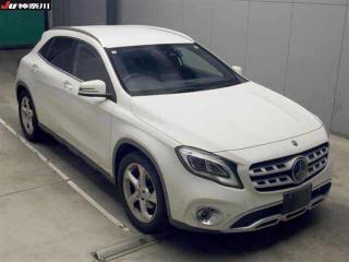 MERCEDES BENZ GLA