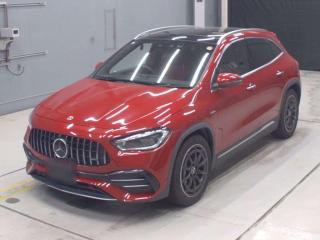 MERCEDES BENZ GLA