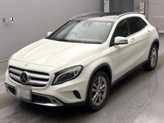 MERCEDES BENZ GLA