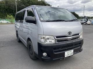 TOYOTA REGIUS VAN