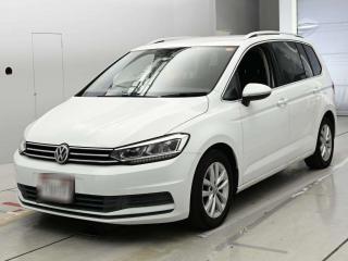 VOLKSWAGEN GOLF TOURAN