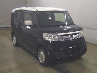 HONDA N-BOX SLASH