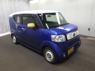 HONDA N-BOX SLASH