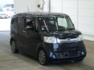 HONDA N-BOX SLASH