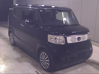 HONDA N-BOX SLASH