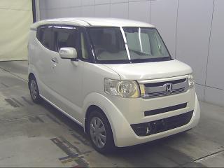 HONDA N-BOX SLASH