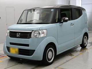 HONDA N-BOX SLASH