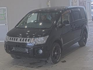 MITSUBISHI DELICA WAGON