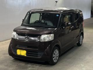 HONDA N-BOX SLASH