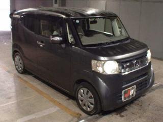 HONDA N-BOX SLASH
