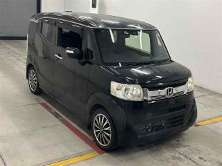 HONDA N-BOX SLASH