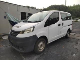 MITSUBISHI DELICA WAGON