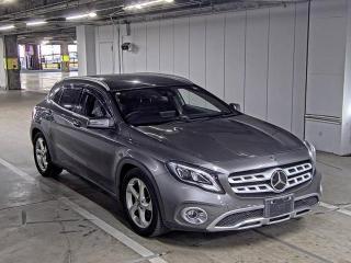 MERCEDES BENZ GLA