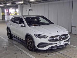 MERCEDES BENZ GLA