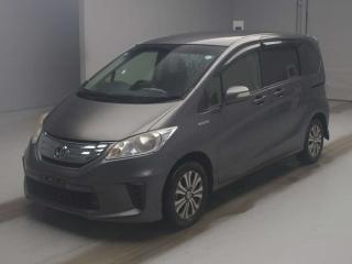 HONDA FREED HYBRID