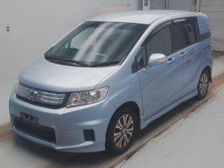 HONDA FREED SPIKE HYBRID