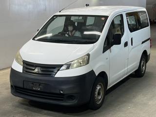 MITSUBISHI DELICA VAN