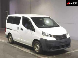 MITSUBISHI DELICA VAN
