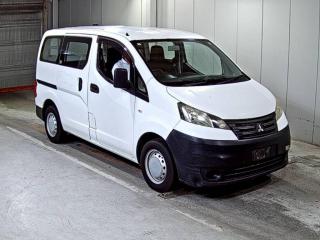 MITSUBISHI DELICA VAN