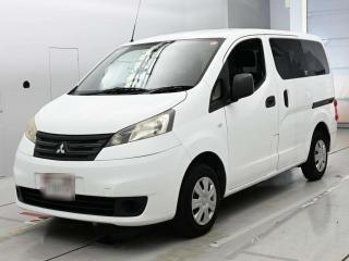 MITSUBISHI DELICA VAN