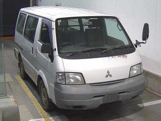 MITSUBISHI DELICA VAN