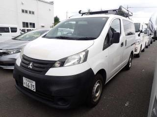 MITSUBISHI DELICA VAN
