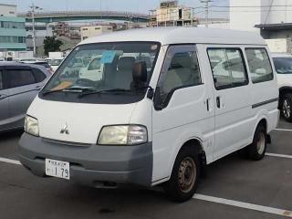 MITSUBISHI DELICA VAN