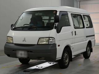 MITSUBISHI DELICA VAN