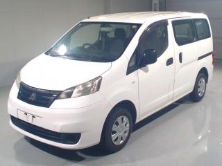 MITSUBISHI DELICA VAN