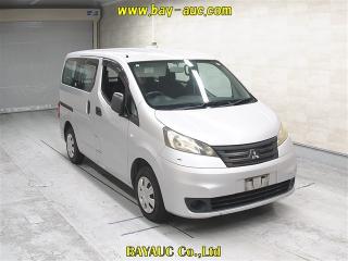MITSUBISHI DELICA VAN