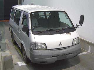 MITSUBISHI DELICA VAN