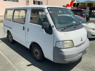MITSUBISHI DELICA VAN