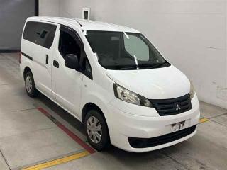 MITSUBISHI DELICA VAN